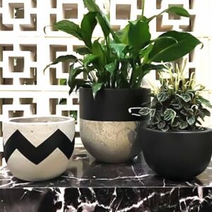 Kandera Planter Pot