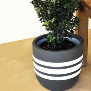 Noira Planter Pot