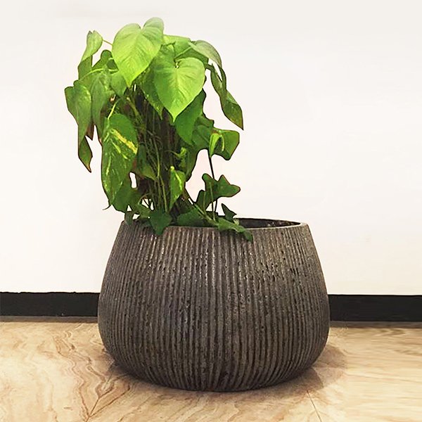 Ruqqa Planter Pot