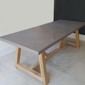Agora Dinning Table